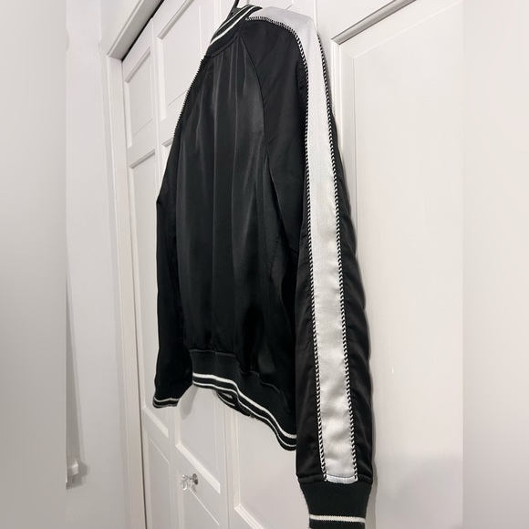 AMERICAN EAGLE Silky Bomber Jacket - Picture 5 of 5